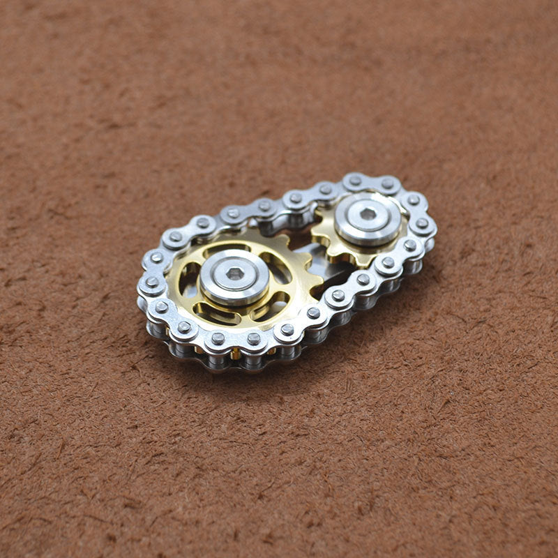 Metal Gear Chain Gyro Spinner